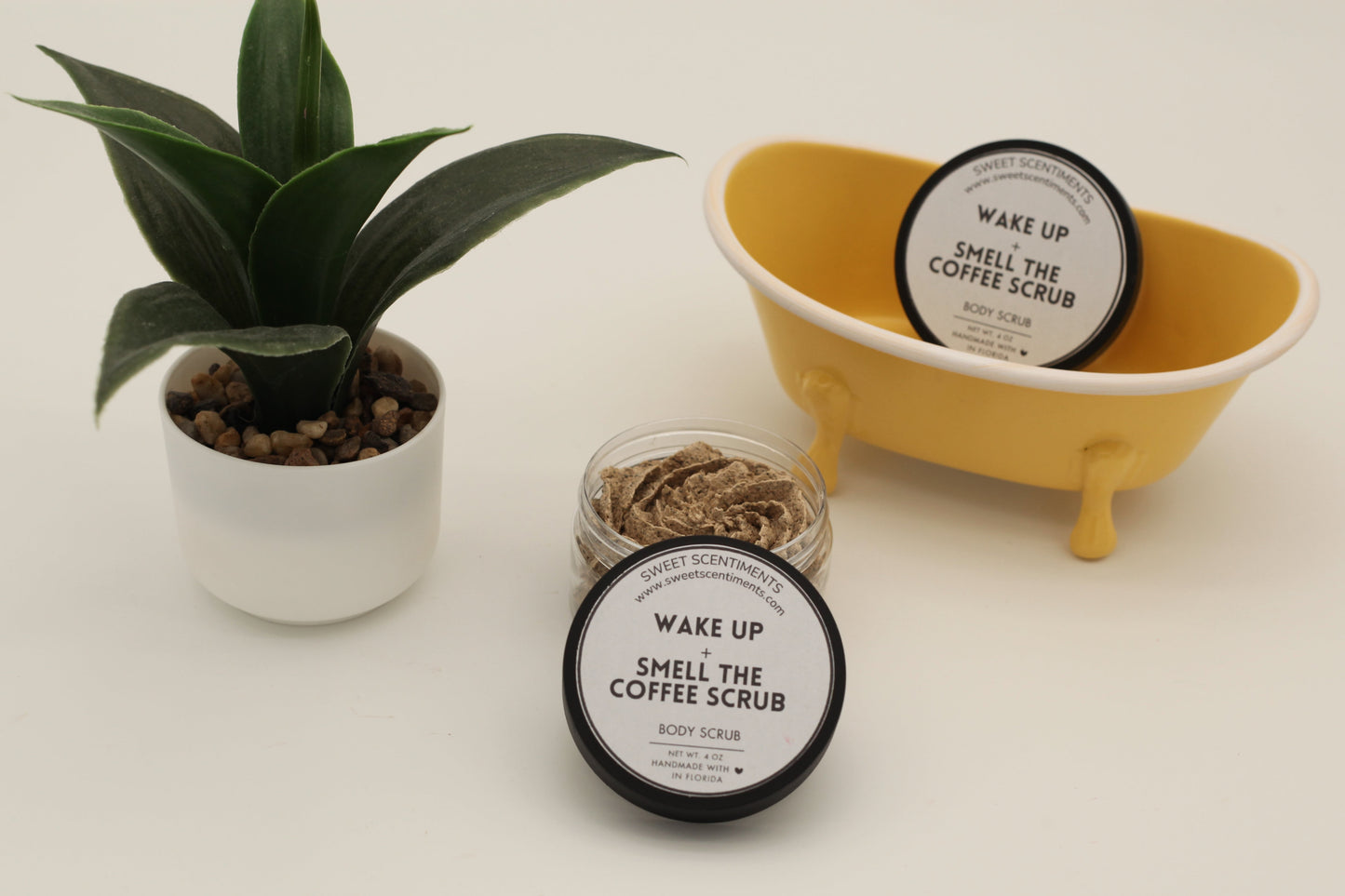 Wake Up + Smell the Coffee – Exfoliating Sugar Scrub with Coffee Grounds