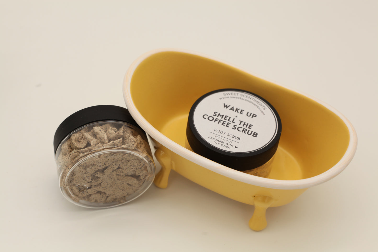 Wake Up + Smell the Coffee – Exfoliating Sugar Scrub with Coffee Grounds