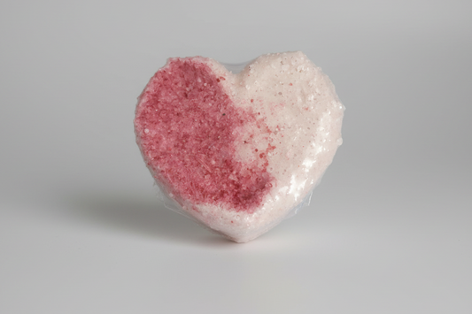 Lasting Impression | Salt-Kissed Berries | Heart-Shaped Bath Bomb