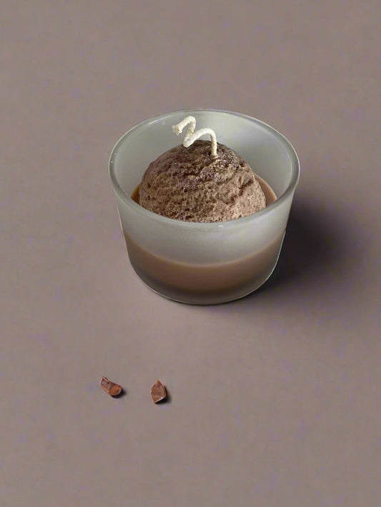 Bold + Melted – Chocolate Fudge Scented Travel Candle – Scoop Me Up™